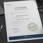 attestation suivi de formation signée sur bureau